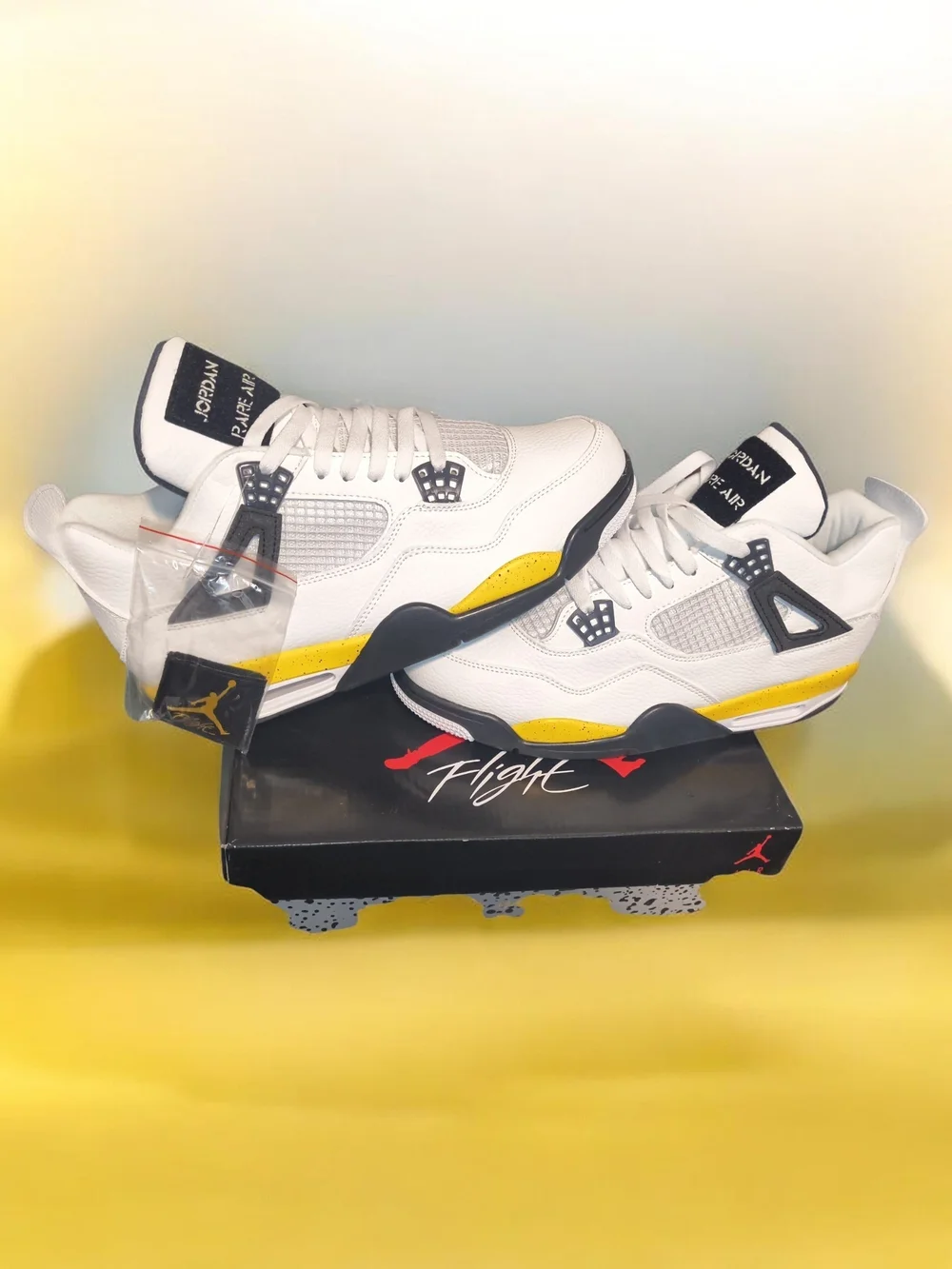 Jordan 4 